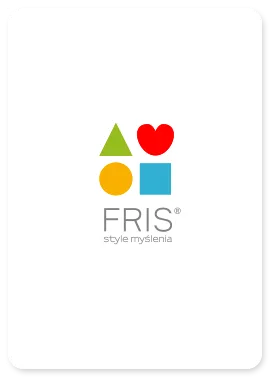 Karty FRIS rozłożone na stole